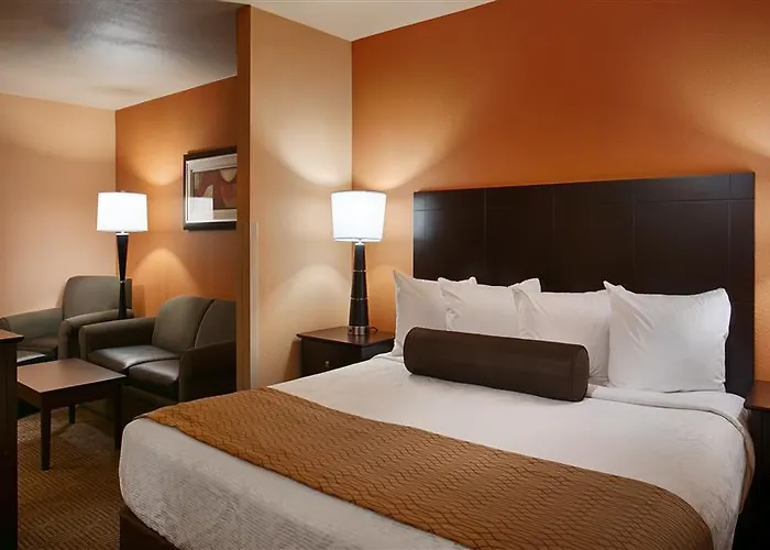Hotel Western Vermilion River & 3*