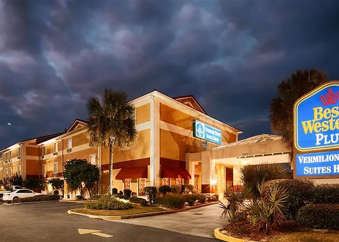 Western Vermilion River & Hotel 3*