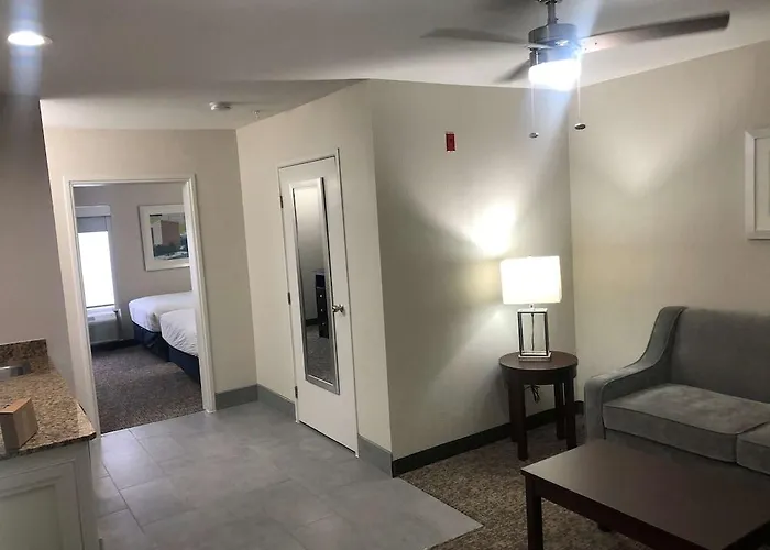 Western Vermilion River & Hotel 3*