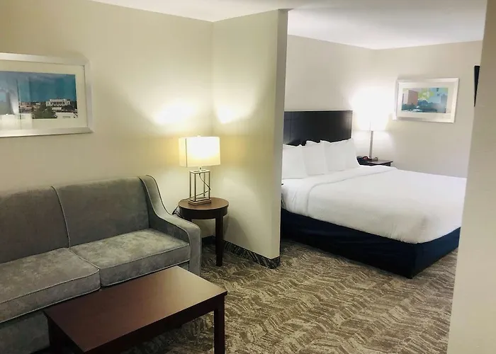 Hotel Western Vermilion River &