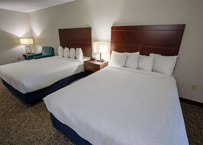 Western Vermilion River & Hotel